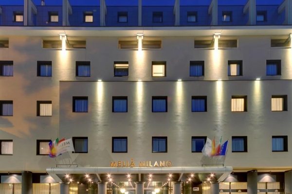 02meliamilano-generalentrancenight1907AED2-2714-D8F0-4A0D-868D551AB198.jpg